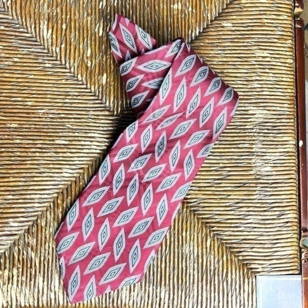 Robert Talbott Tie Mens Red Grey Diamon Finest Silk Tie Hand Sewn